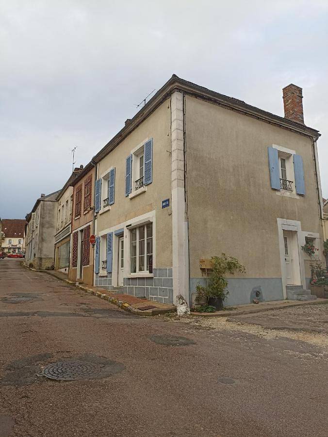 Chambre d’hôte pour 7 personnes à Saint-Sauveur-en-Puisaye - 3