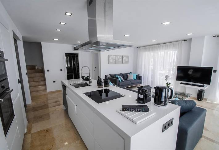 170m² Penthouse with Sea View with Pool, Wi-Fi & Terrace in Benalmádena Costa, Benalmádena