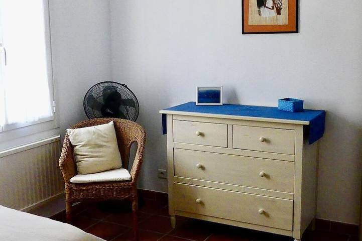 Gîte pour 4 personnes, avec piscine et jardin à Pourrières - 3