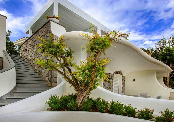 Location de vacances pour 6 personnes, avec vue ainsi que jardin et piscine à Forio - 4