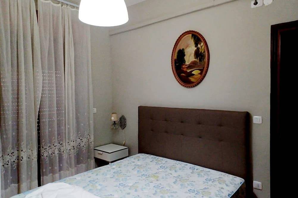 Ganze Wohnung, 500 m near the beach and In the center of City. in Scalea, Tyrrhenische Küste Kalabrien