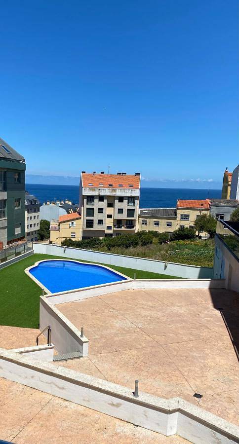 Apartamento para 7 personas, con Balcón y Terraza además de Jardín y Piscina en Malpica de Bergantiños