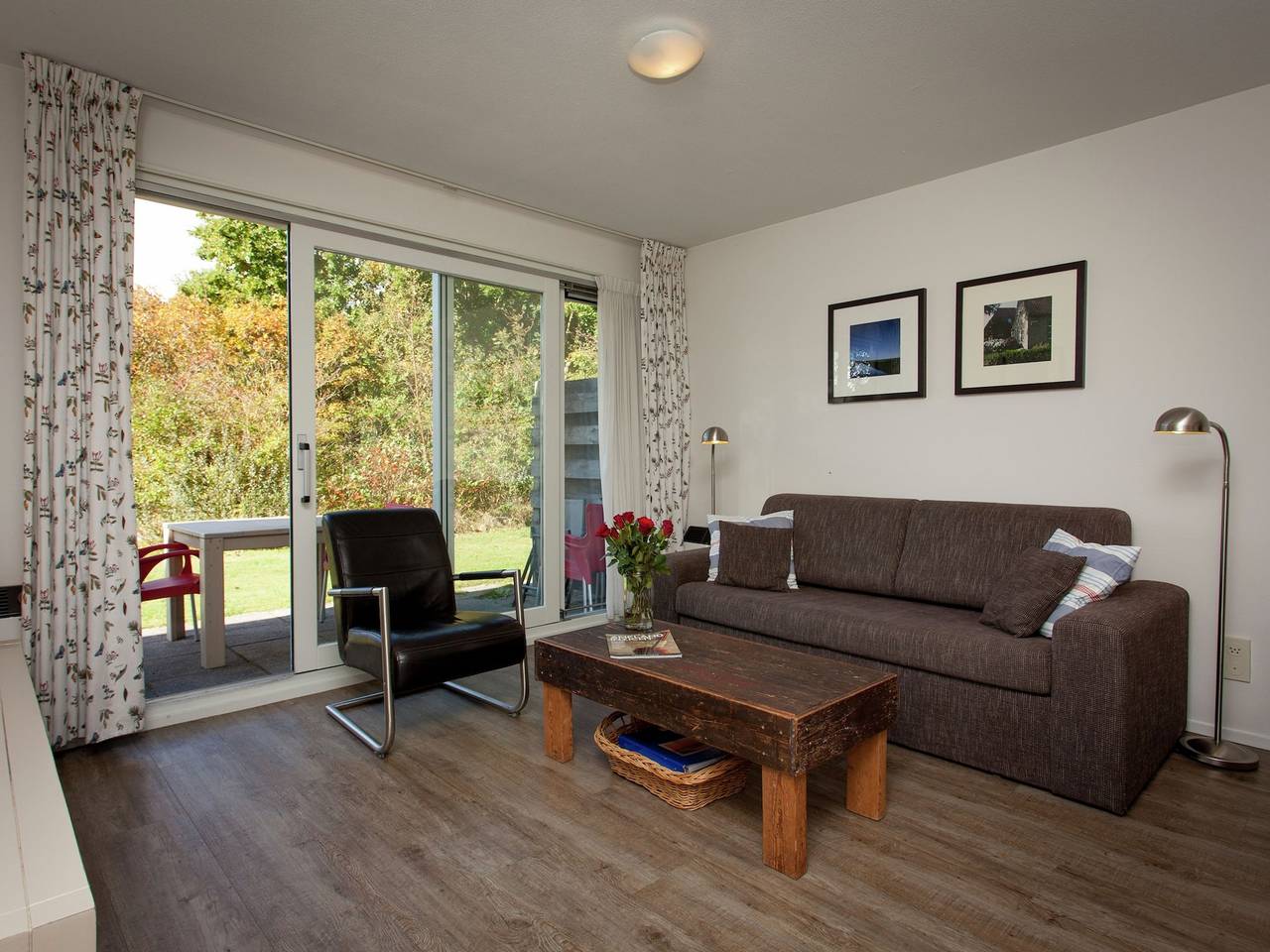 Geheel appartement, Vakantieappartement voor 2 personen met terras in Hollum, Nederlandse waddeneilanden