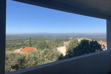 Gîte pour 6 personnes, avec terrasse à Saint-Julien