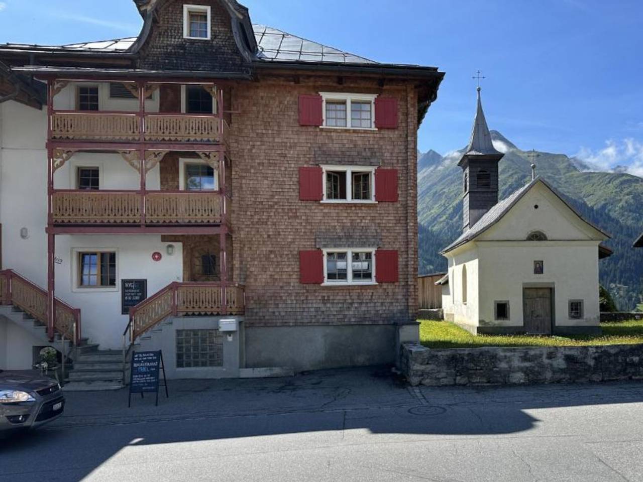 Hotel Pèz Regina, Lumbrein - 3 Zimmer Ferienwohnung für max. 4 Pers. in Lumnezia, Obersaxen-Mundaun