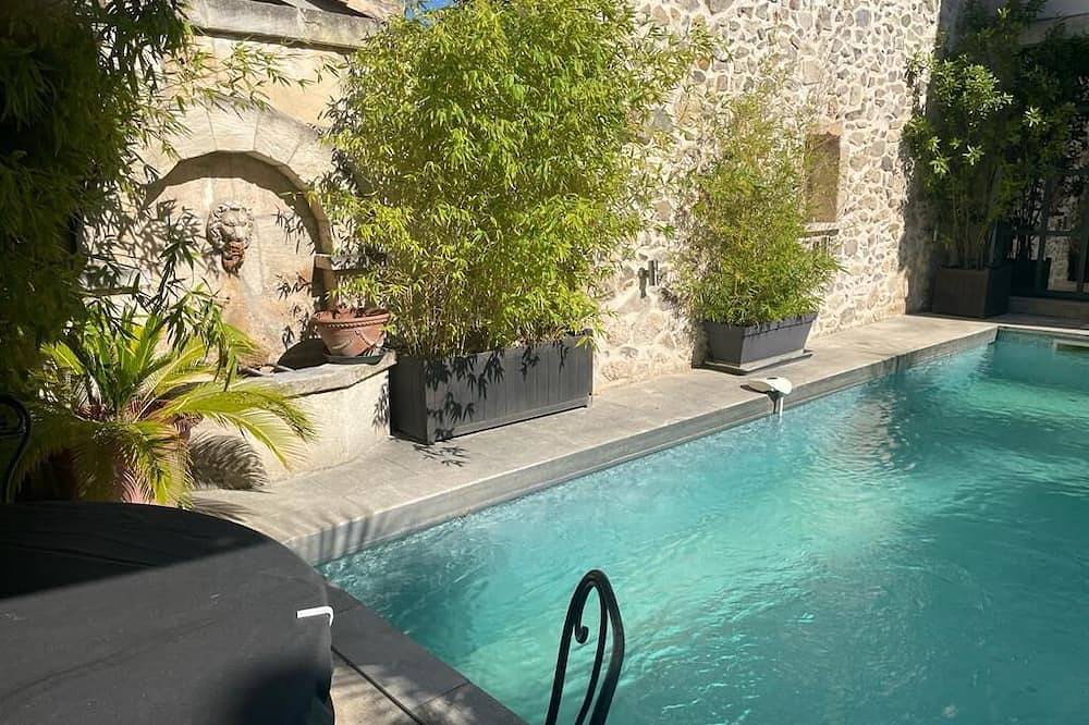 House in the heart of the village with swimming pool in Maussane-les-Alpilles, Arles und Umgebung