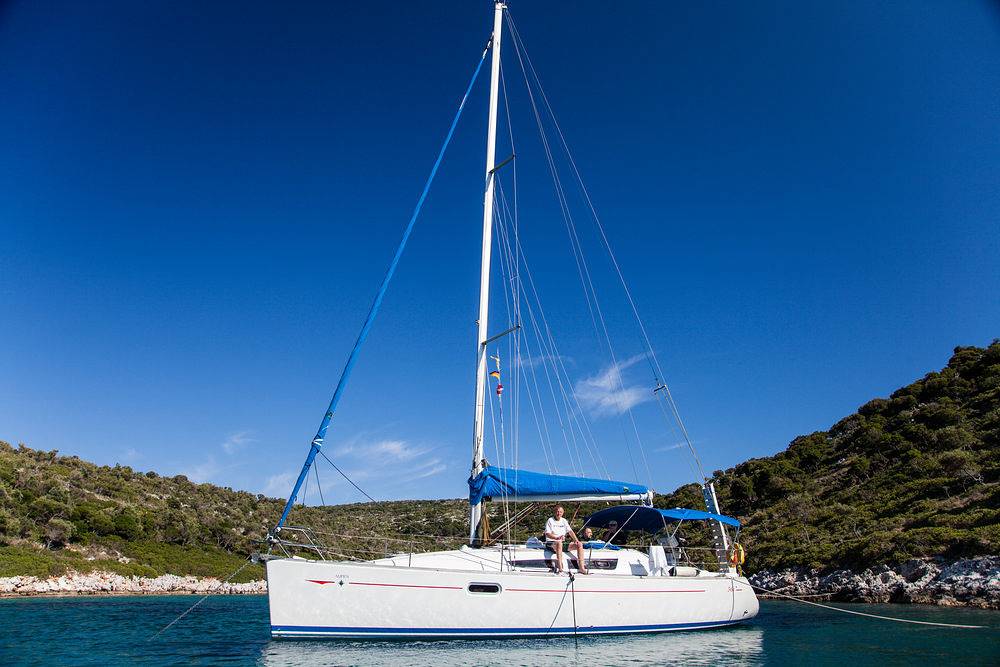 Barco para 4 personas con jacuzzi in Volos, Magnisia