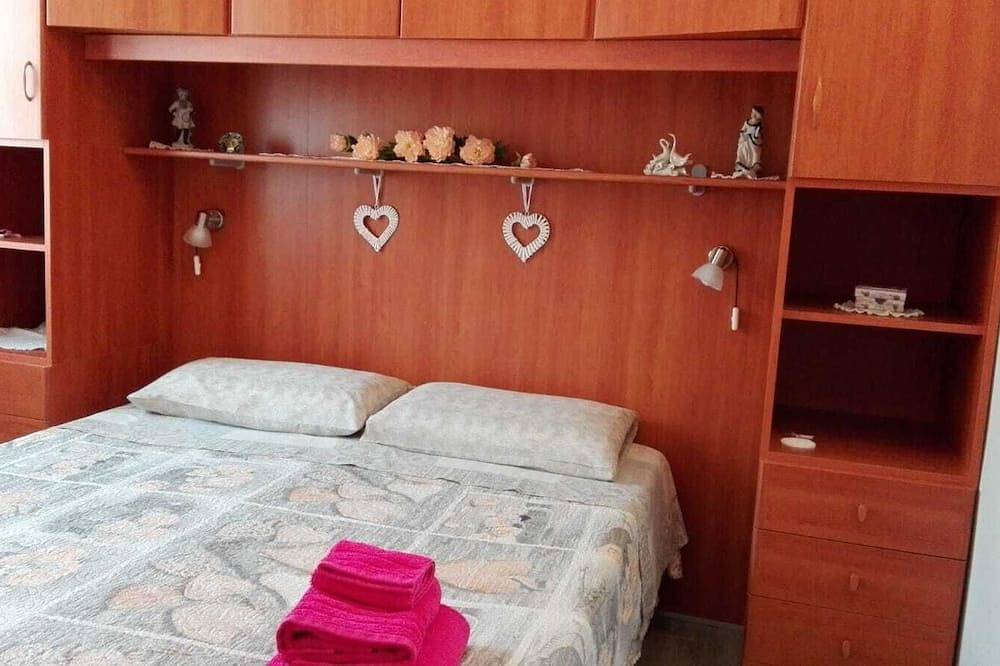 Casa con giardino di Lella in Porto Pino, Sulcis Iglesiente
