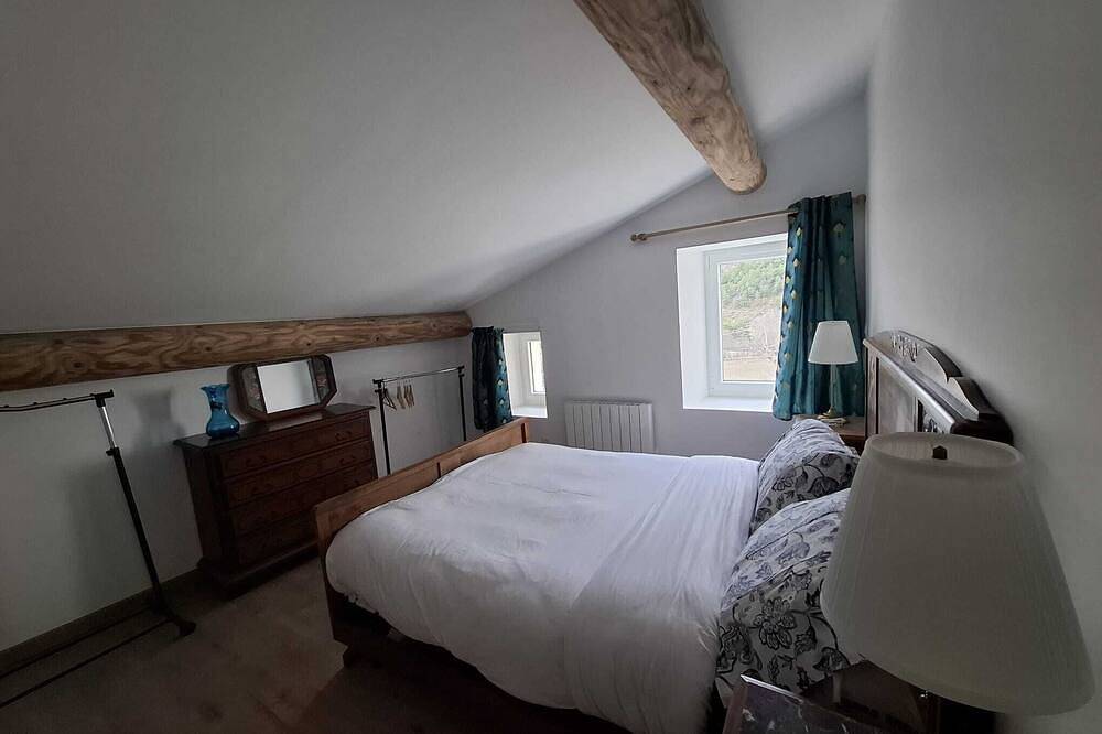 Ganze Wohnung, Charming two-room barronies large terrace in Montbrun-les-Bains, Nyons und Umgebung