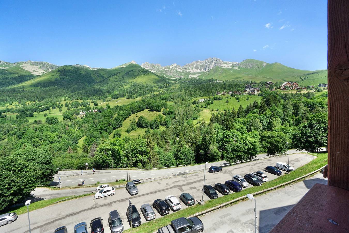 Apartamento entero, Apartamento 'A2 508 Appart Au Pied Des Pistes' con vistas a la montaña y balcón in Saint-François-Longchamp, Le Grand Domaine