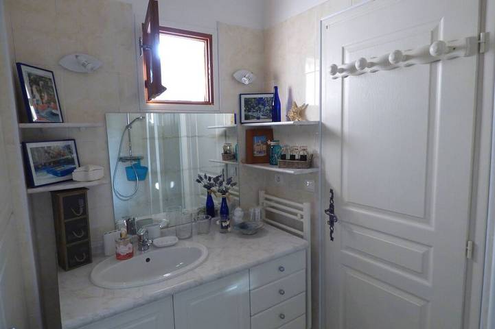 Gîte pour 2 personnes, avec jardin à Le Tignet - 3