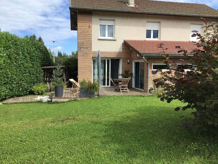 Location de vacances pour 5 personnes, avec jardin et terrasse, adapté aux familles à Clairvaux-les-Lacs - 4