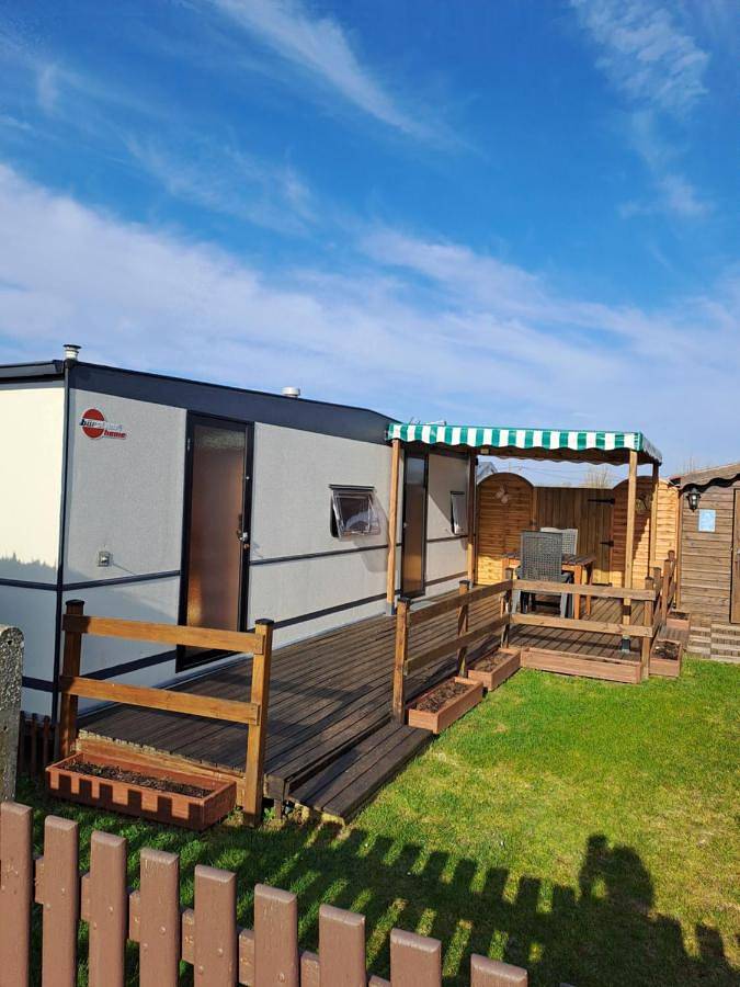 Camping para 4 personas, con terraza y jardín - 1