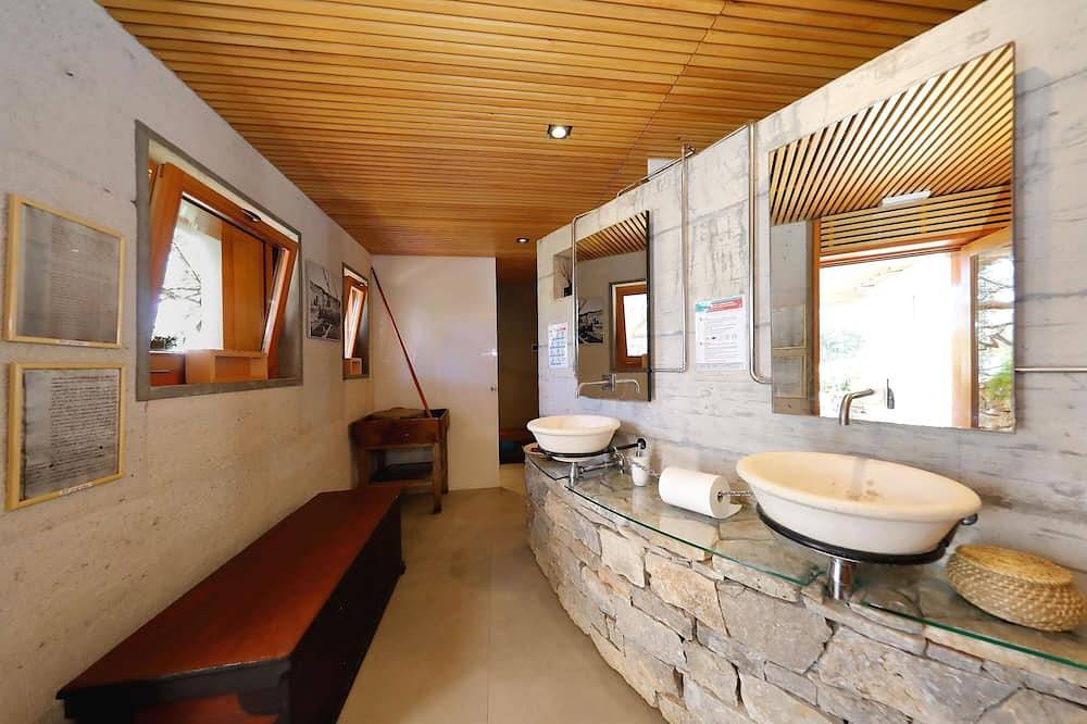 Room 9 - Perfect Glamping for people who want more! in Kornati, Isole della Dalmazia