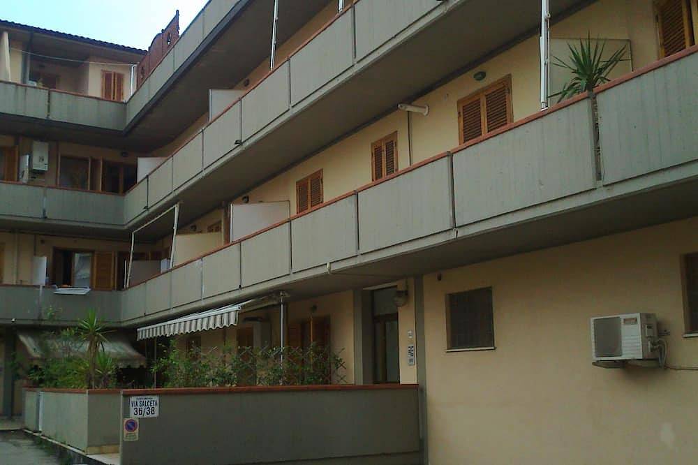 Entire apartment, Apartment 300 meters from the sea in Follonica, Etruscan Coast