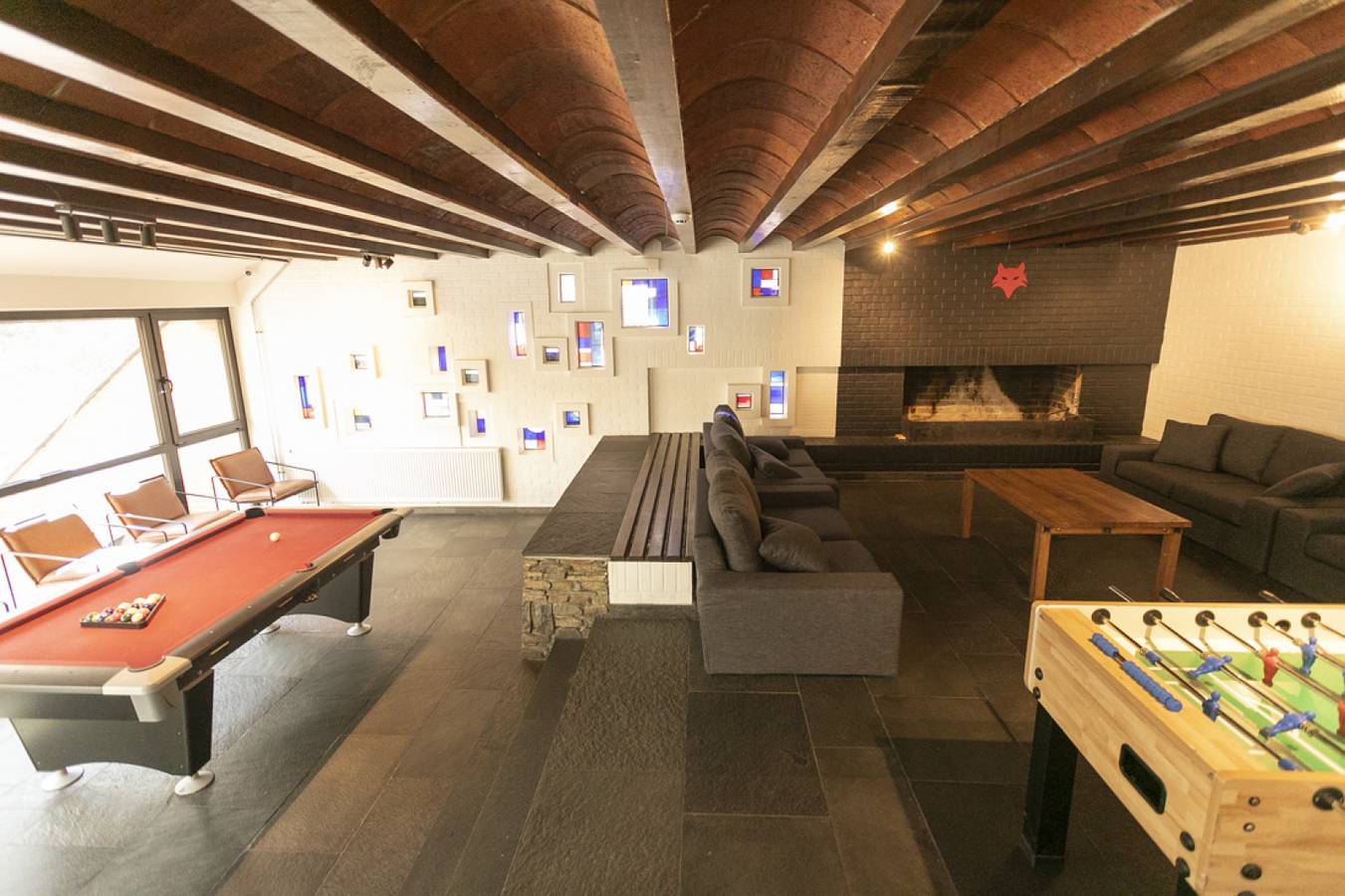 Luxuriöse Unterkunft für 55 Personen in Blaimont, für Gruppen, Familien und Haustiere in Hastière, Region Namur