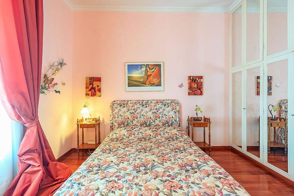 Classy Villa Aphrodite with Pool, Sea & Castle Views - 5 min drive from Center in Corfu (city), Corfu