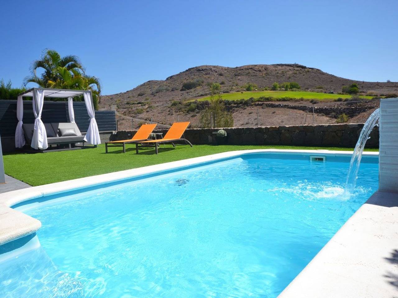 Villa für 4 Personen mit Schwimmbad und balinesi in Salobre, San Bartolomé de Tirajana