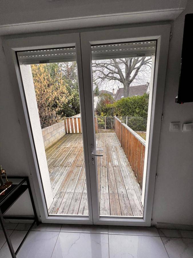 Appartement entier, Appartement F3 avec 2 chambre aéroport Orly à 20mn in Saint-Michel-sur-Orge, Essonne