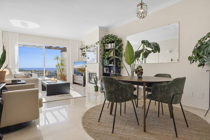 Appartement entier, Altos de La Quinta Penthouse in El Castillo de la Heredia, Benahavís