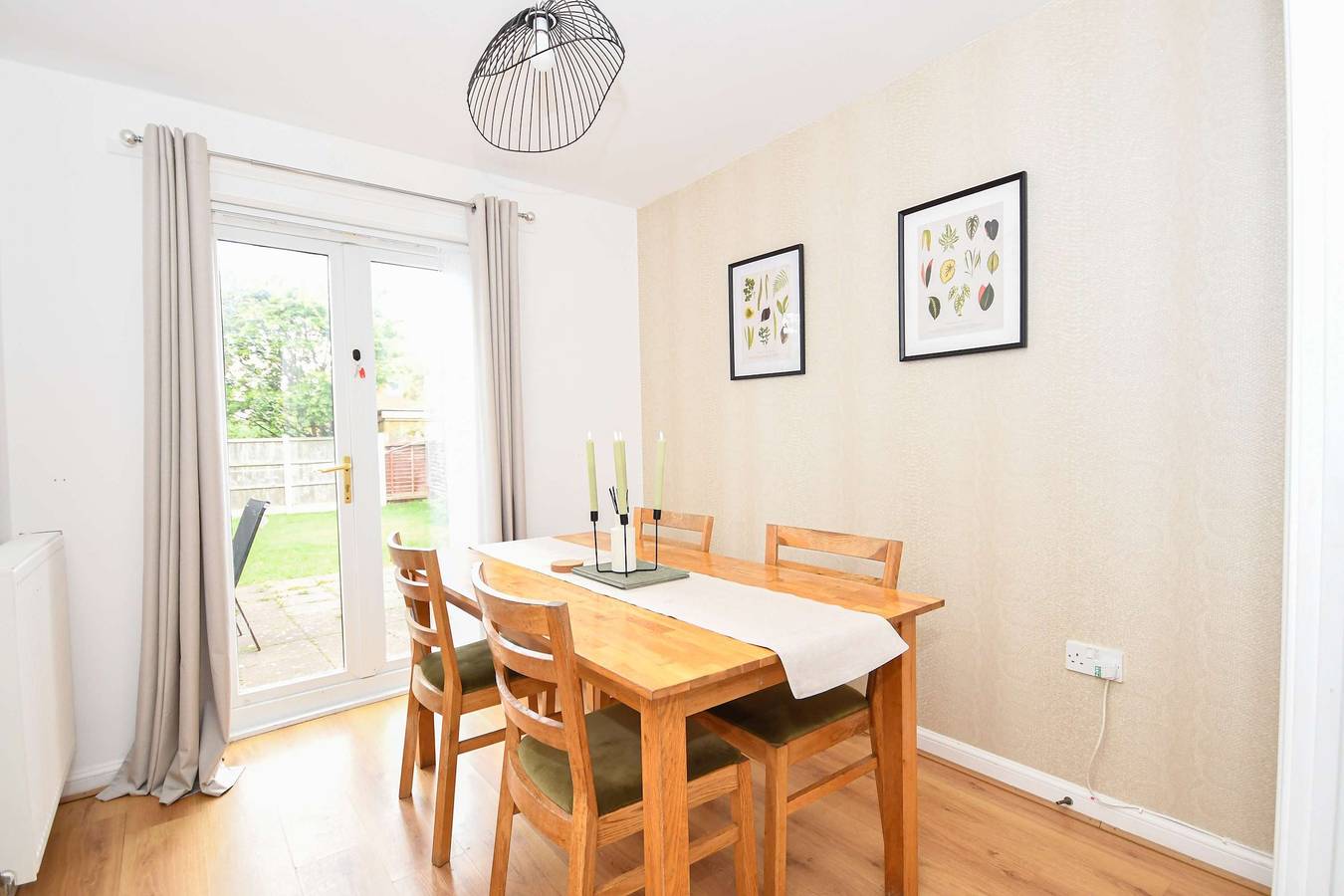 3 Bed House, Sleeps 5, Walking Distance to Centre in Liverpool, Merseyside