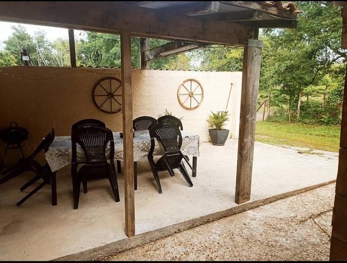 Gîte pour 6 personnes, avec jardin ainsi que vue et piscine à Biras - 3