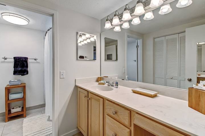 Vacation rental for 8 people, with balcony and pool in Amelia Island