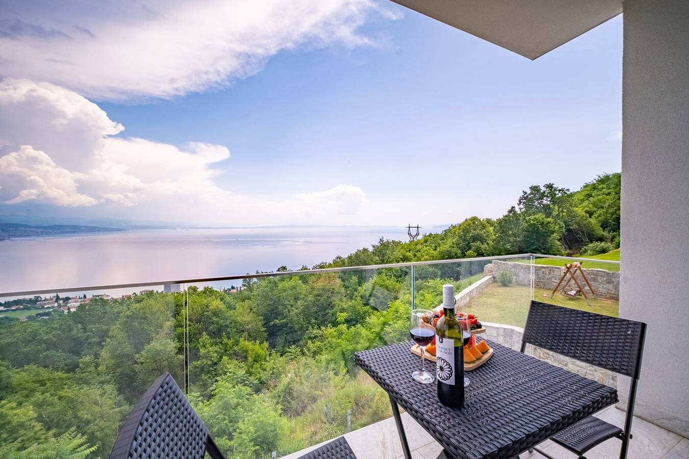 Villa für 10 Personen mit Balkon in Općina Matulji, Opatija Riviera