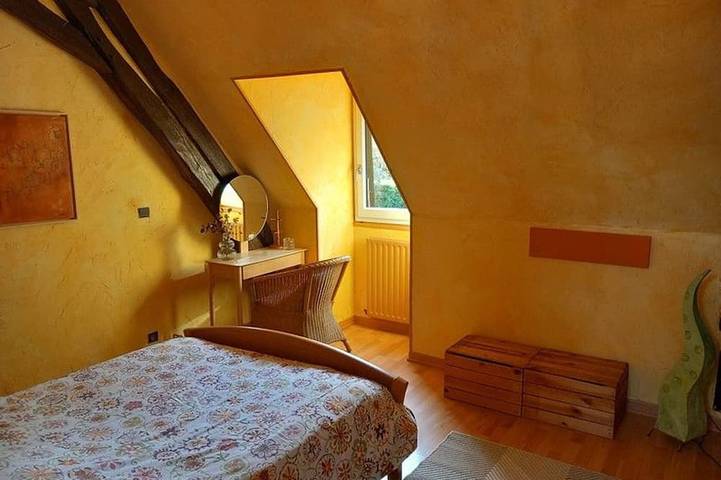 Gîte de Charme avec Spa, Billard, Jardin et Ping-Pong in Vinon, Région de Bourges