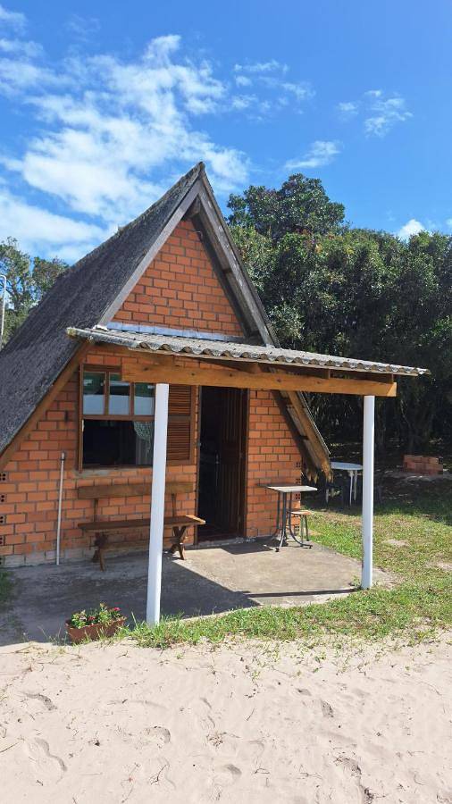 Casas e apartamentos de temporada para 4 pessoas, com vista para o lago e balcão e ainda jardim and vista em Cidreira