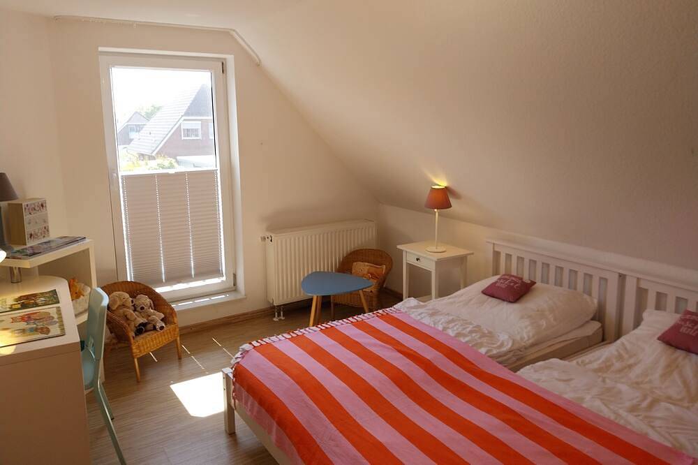 Gemütliches Ferienhaus für bis zu 6 Personen in ruhiger Lage von Greetsiel in Greetsiel, Krummhörn