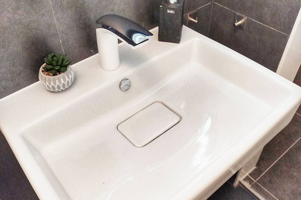 Ganze Wohnung, One-Bedroom Apartment in Wuppertal, Bergisches Land