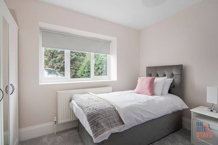 Bungalow für 7 Personen, mit Garten und Terrasse in London - 2