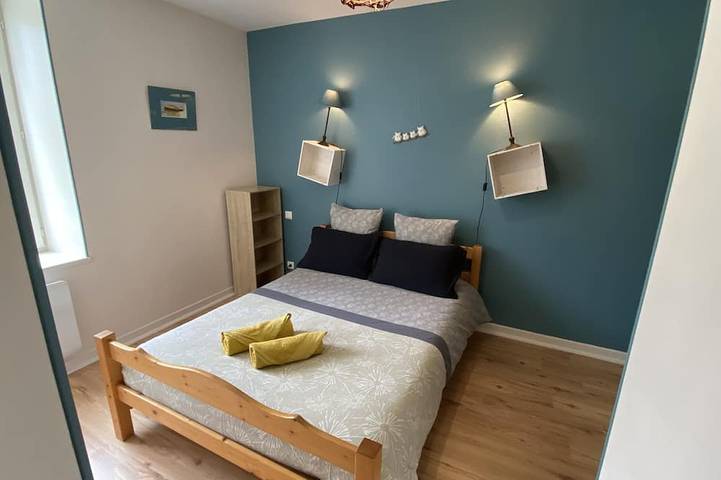 Gîte pour 6 personnes, avec jardin à Pont-de-Poitte - 4