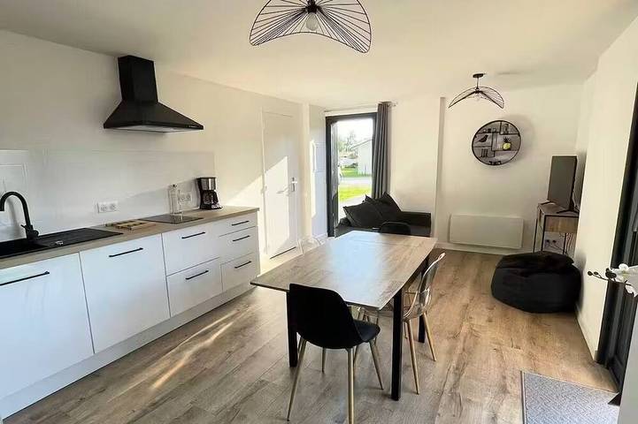 Location de vacances pour 4 personnes, avec piscine à Saint-Vincent-de-Paul