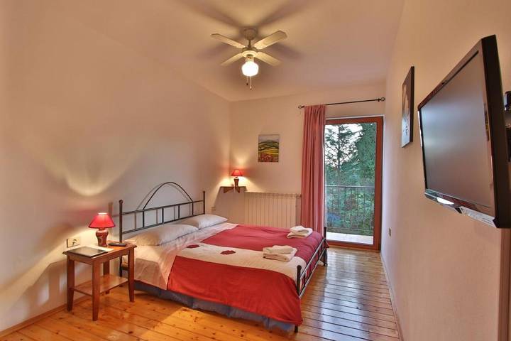 BnB für 2 Personen, mit Ausblick und Terrasse, mit Haustier in Rovinj