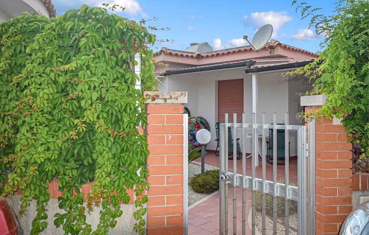 Casa vacanza per 6 persone, con Terrazza e Giardino in Provincia di Ragusa