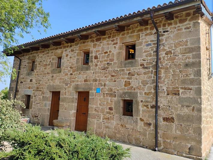 Casa de vacaciones para 5 personas, con terraza además de jardín y vistas - 1