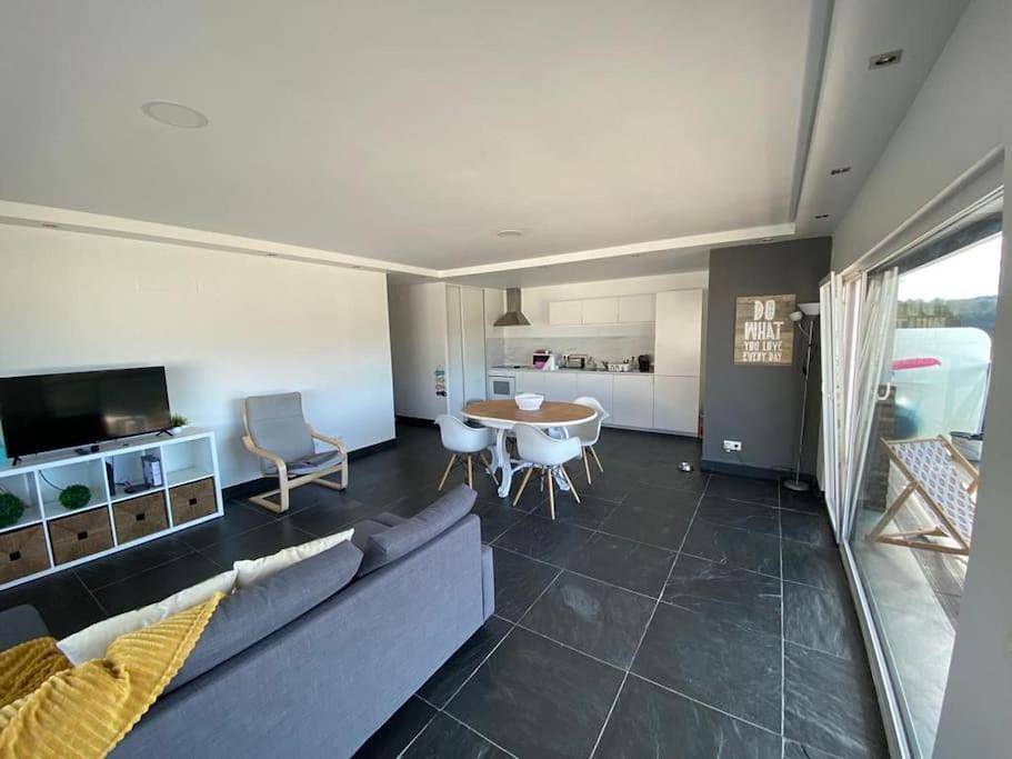 Apartamento inteiro, Zambujeiraseahouse - 100m da praia in Zambujeira do Mar, Costa Alentejana