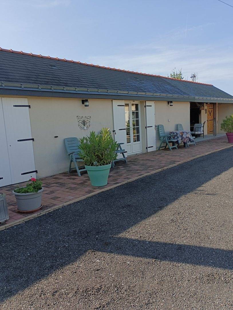 Chez Annie in Saint-Philbert-du-Peuple, Loire Valley