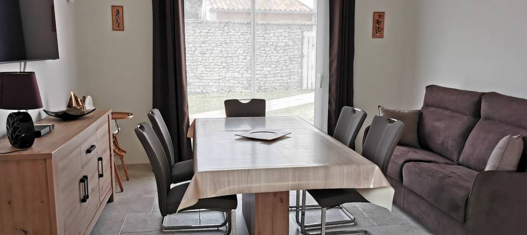 Gîte pour 5 personnes, avec terrasse et jardin - 1