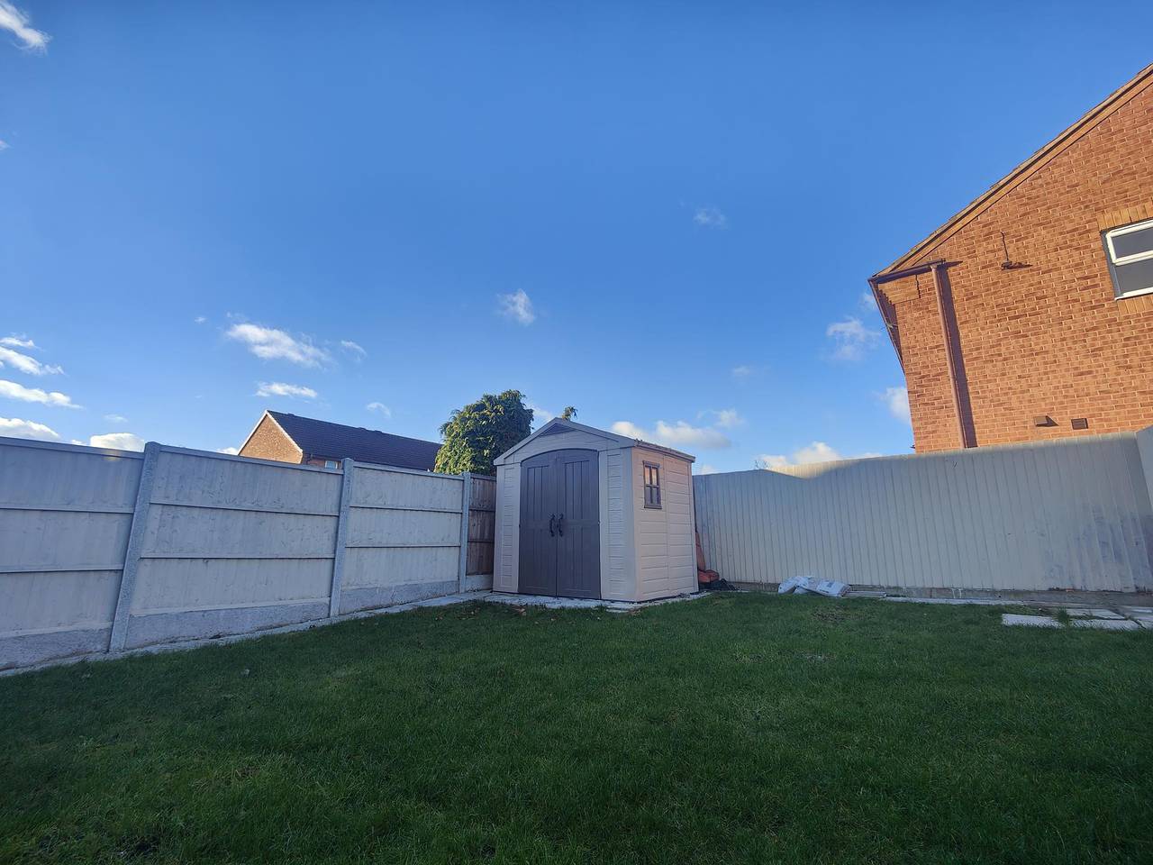 3 Bed House - Sleeps 7 - Garden - Parking - Wifi in Birmingham, Birmingham Area