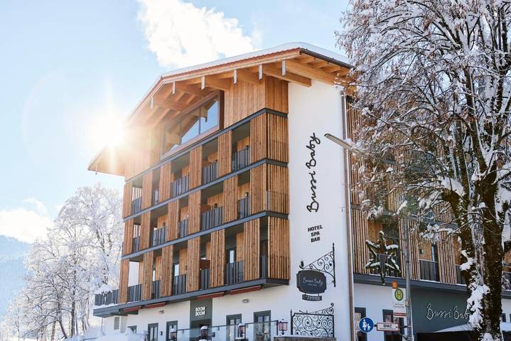 Hotel para 10 personas, con piscina además de terraza y sauna - 1