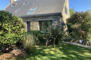 Gîte pour 13 personnes, avec jardin à Nostang