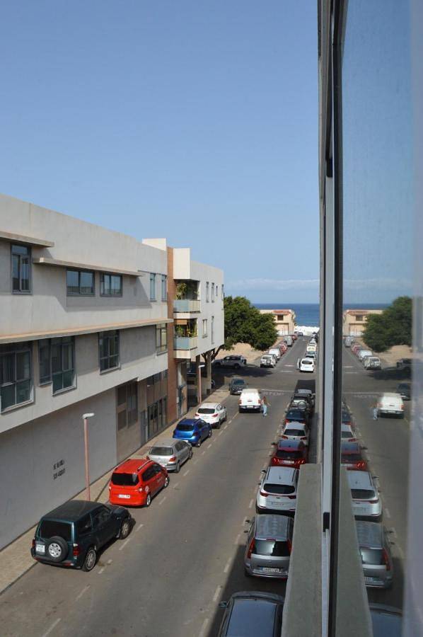 Apartamento para 5 personas, con balcón en Playa Chica