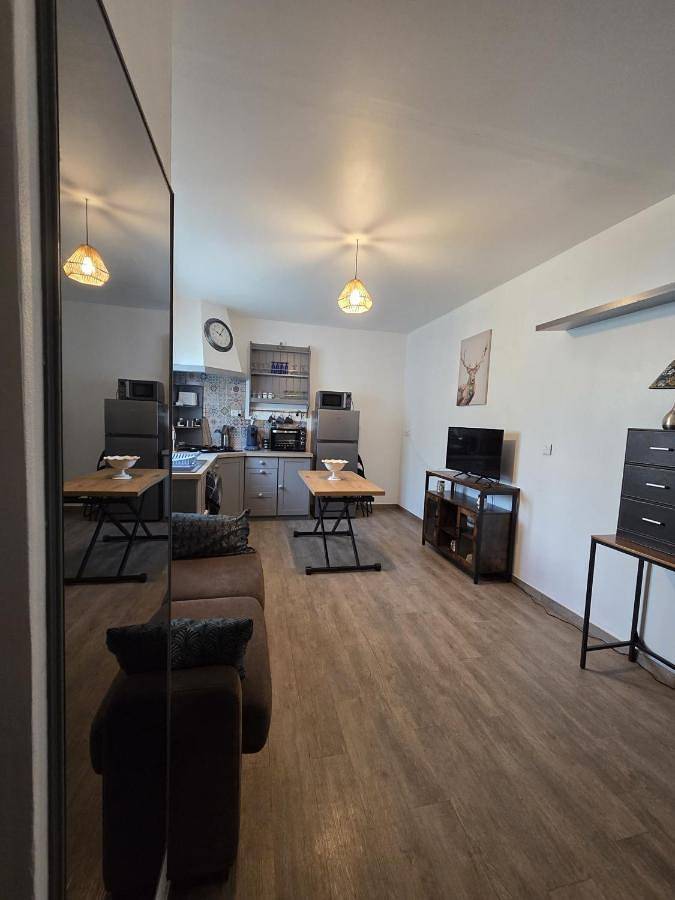 Appartement entier, Studio en bas de villa in Puget-sur-Argens, Côte méditerranéenne (France)
