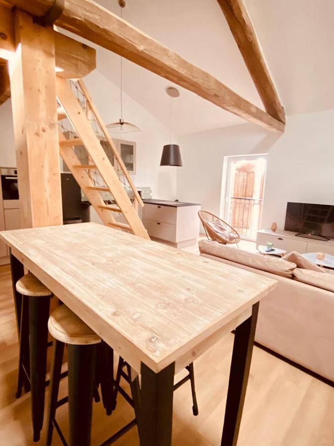 Appartement entier, Le Loft de l Horloge in Lescure-d'Albigeois, Région d'Albi