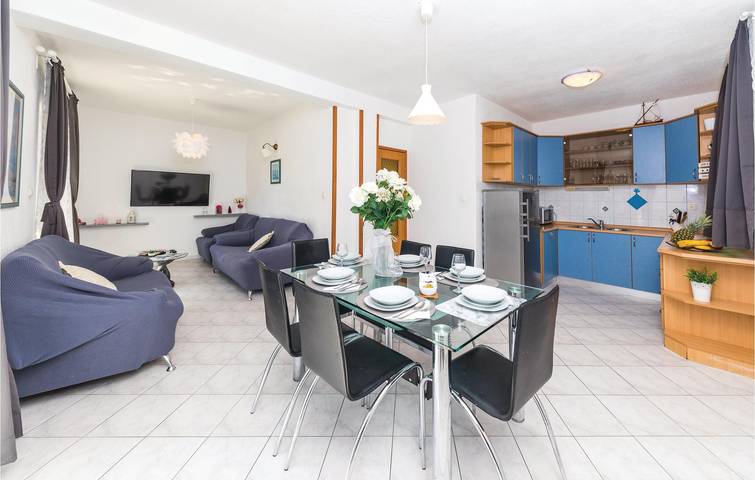 Ferienhaus für 8 Personen, mit Terrasse in Marina - 3