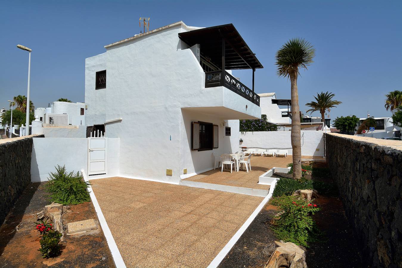 3Br Beach House - Solarium & Shower Terrace in Puerto del Carmen, Tías
