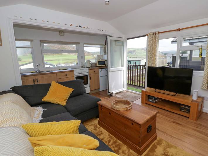 The Cosy Den in Clarach Bay, Cardigan Bay